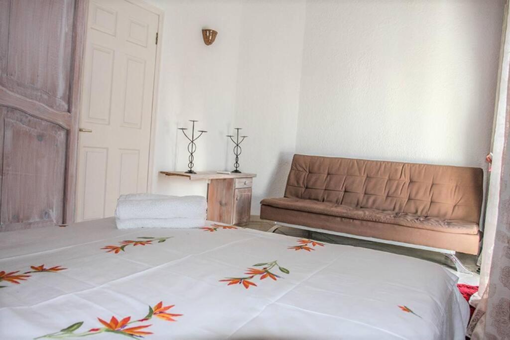 Charming Residence Near The Beach-Orchidees Flic en Flac Экстерьер фото
