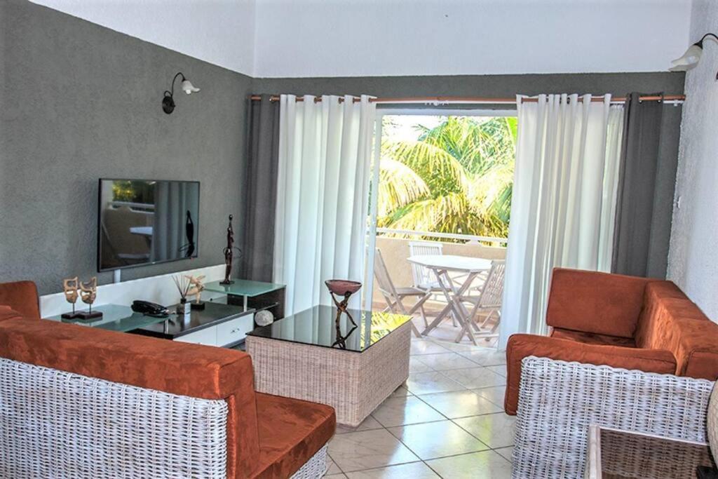 Charming Residence Near The Beach-Orchidees Flic en Flac Экстерьер фото